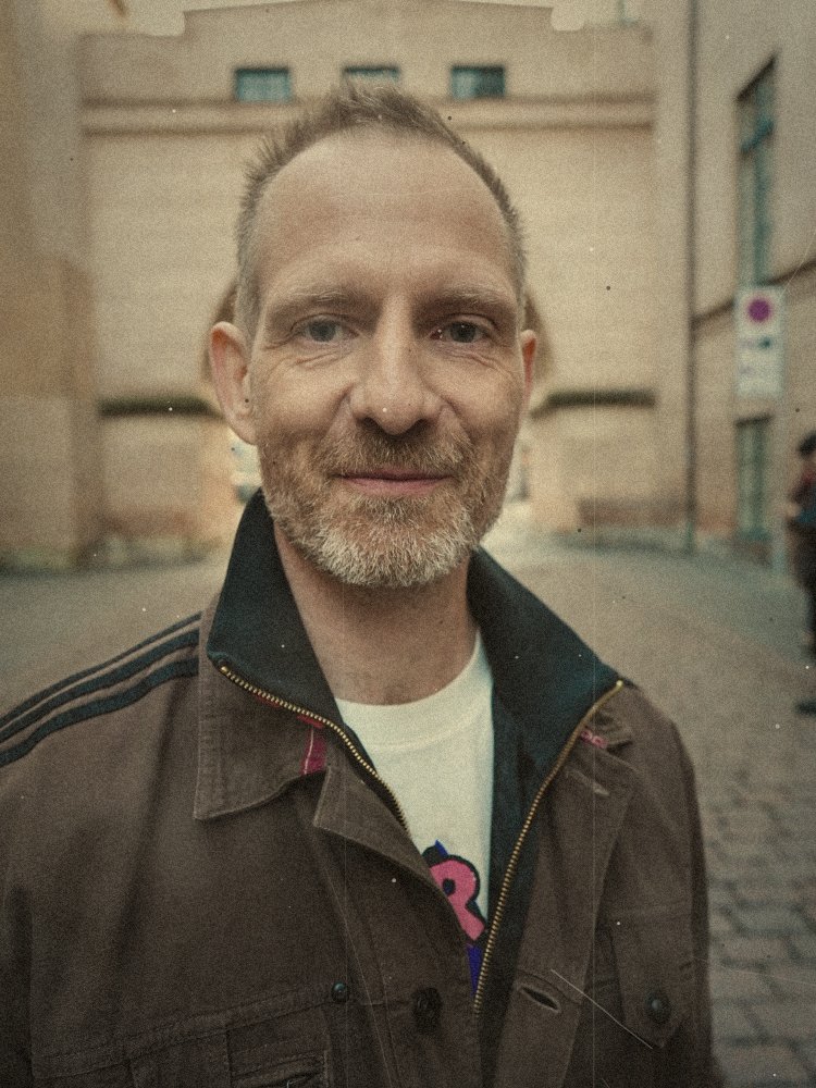 Portrait of Mogens “Gravy Train” Palsbøll, bass